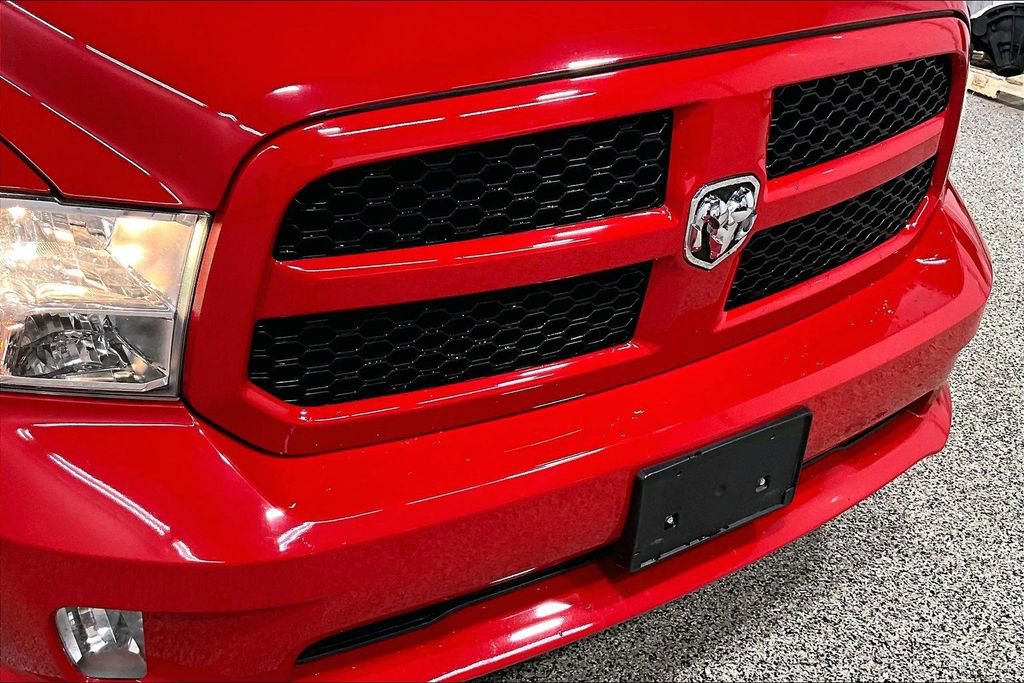 Used 2018 RAM 1500 Express image 30