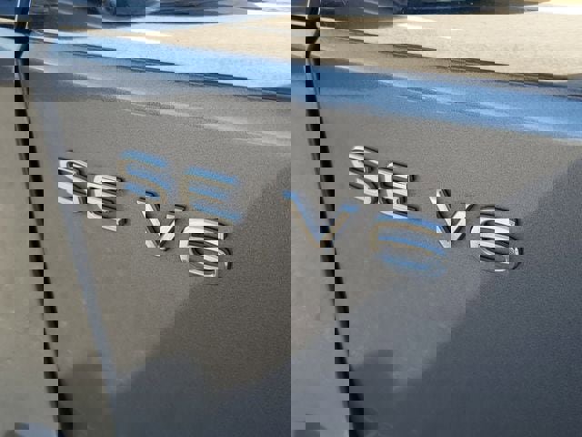 Certified 2023 Volkswagen Atlas SE image 6