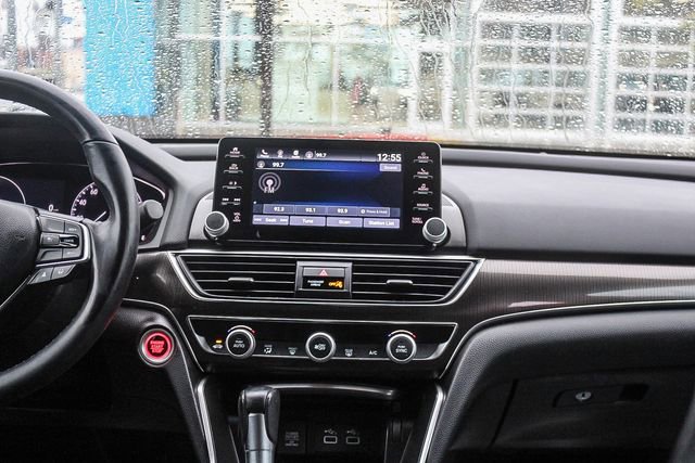 Used 2022 Honda Accord Sport image 18