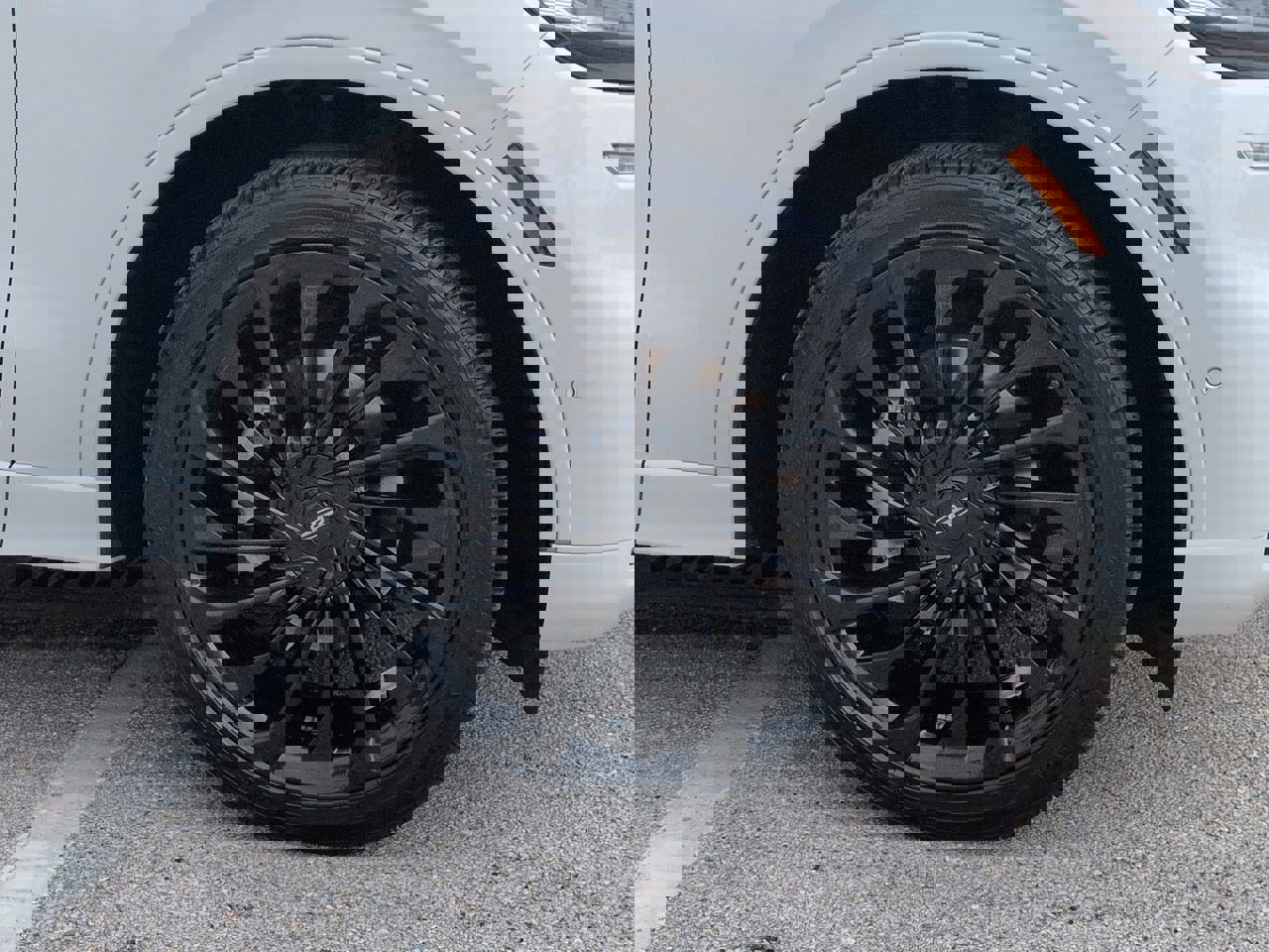 Certified 2024 Lincoln Aviator Reserve w/ Equipment Group 201A image 11