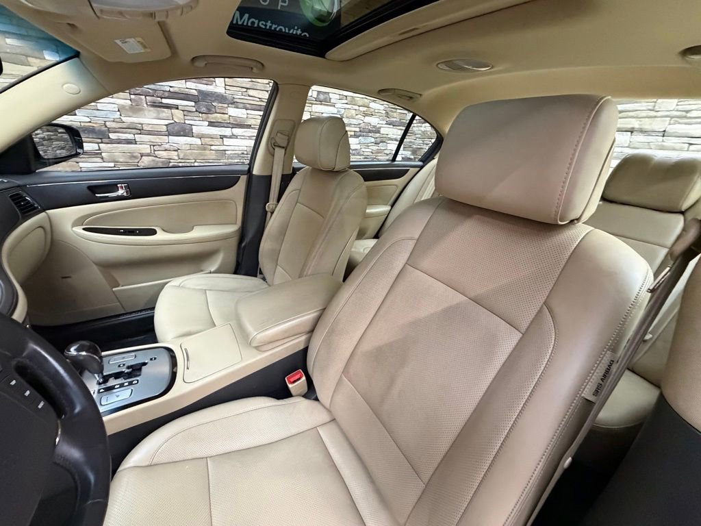 Used 2011 Hyundai Genesis 3.8 w/ Premium Navigation Pkg 3 RWD image 12