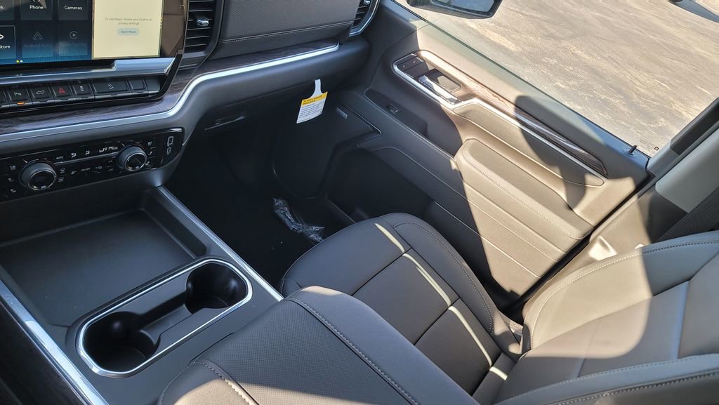New 2026 Chevrolet Silverado 2500 LTZ w/ LTZ Convenience Package AWD/4WD image 23