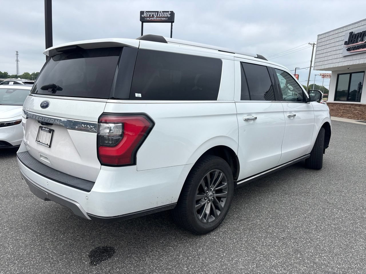 Used 2021 Ford Expedition Max Limited AWD/4WD image 8