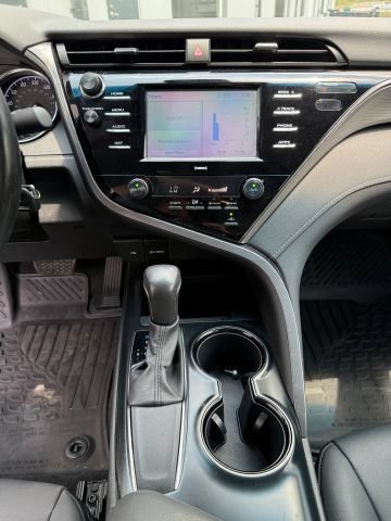 Used 2020 Toyota Camry SE FWD image 31