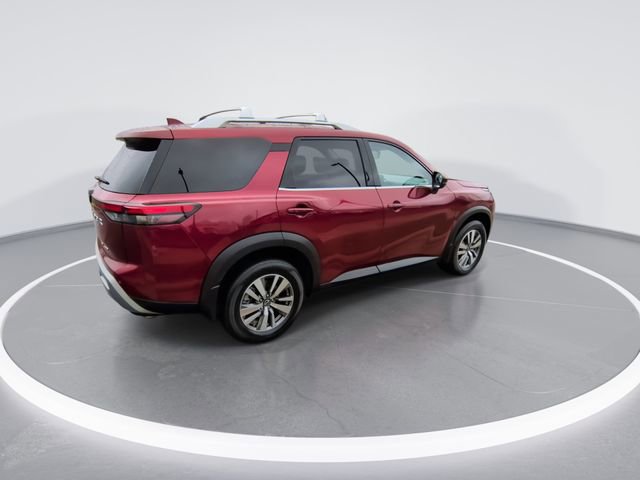 Used 2023 Nissan Pathfinder SL AWD/4WD image 7