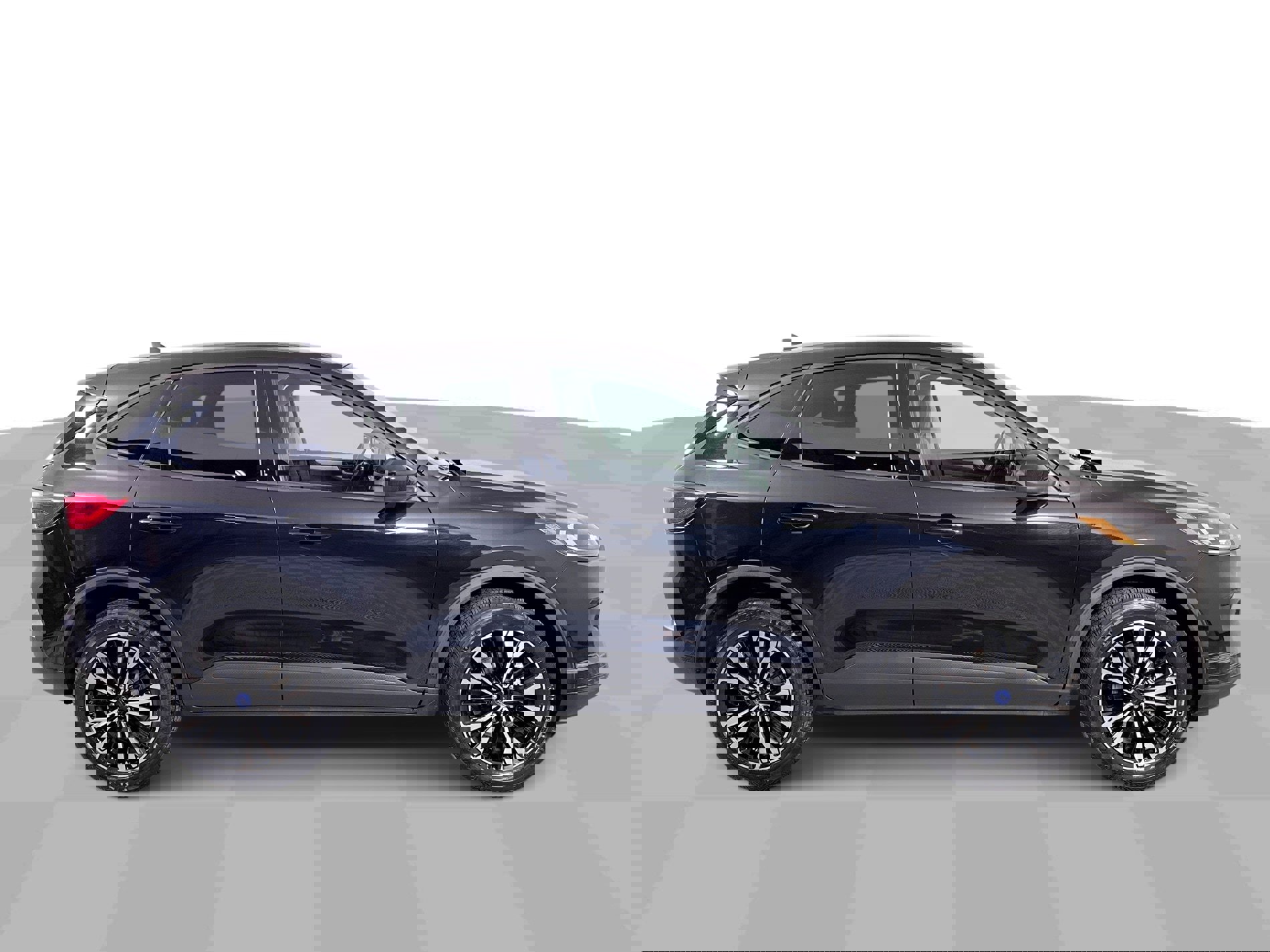 Used 2022 Ford Escape SE w/ SE Sport Appearance Package image 45