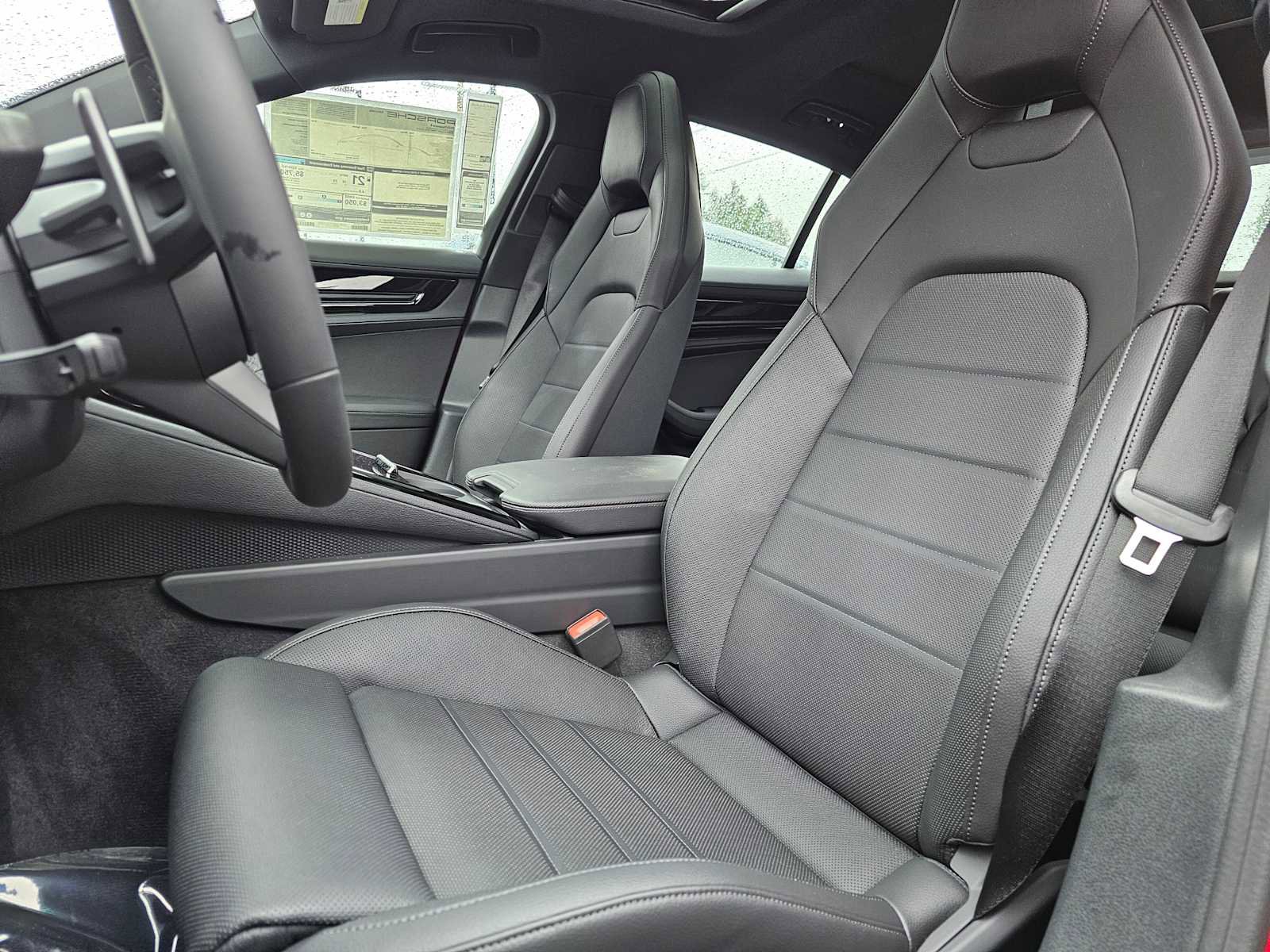 New 2025 Porsche Panamera 4 image 5