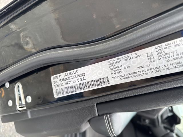 Used 2022 Jeep Grand Cherokee L Laredo image 27