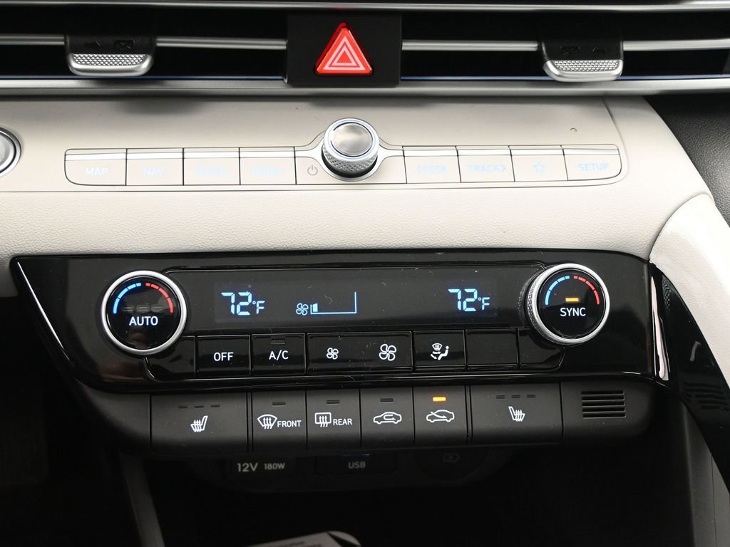 New 2026 Hyundai Elantra Limited image 18