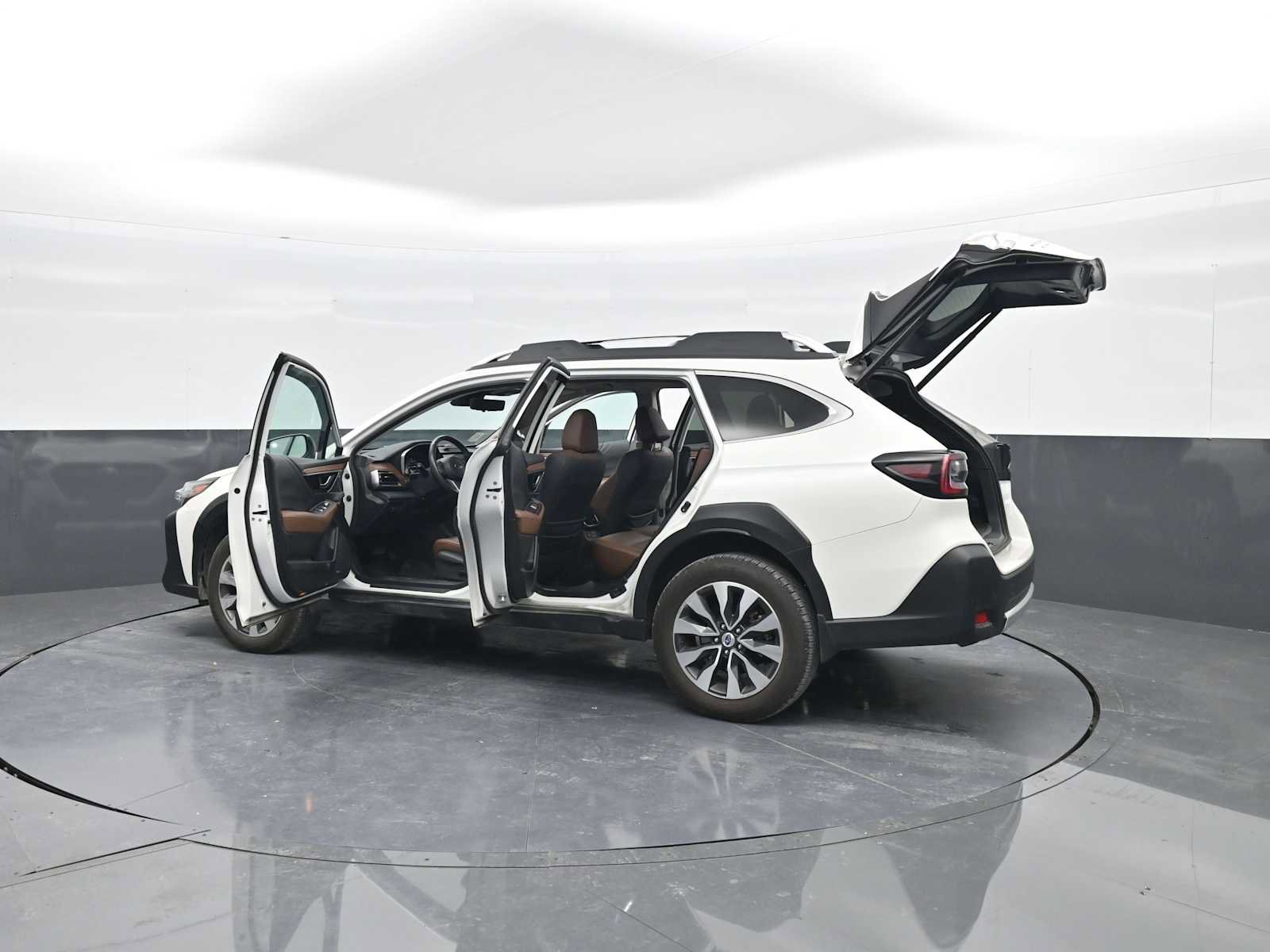 Used 2023 Subaru Outback Touring XT image 44