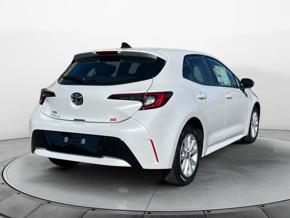 New 2027 Toyota Corolla SE w/ SE Premium Package FWD image 7