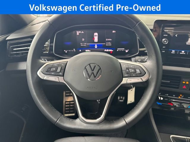 Certified 2025 Volkswagen Jetta Sport image 18