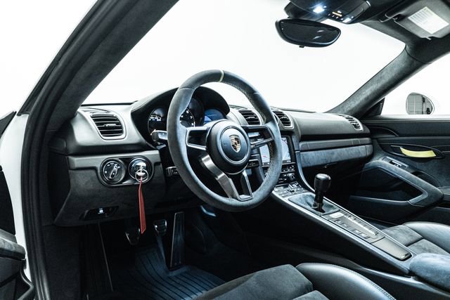 Used 2016 Porsche Cayman GT4 RWD image 24