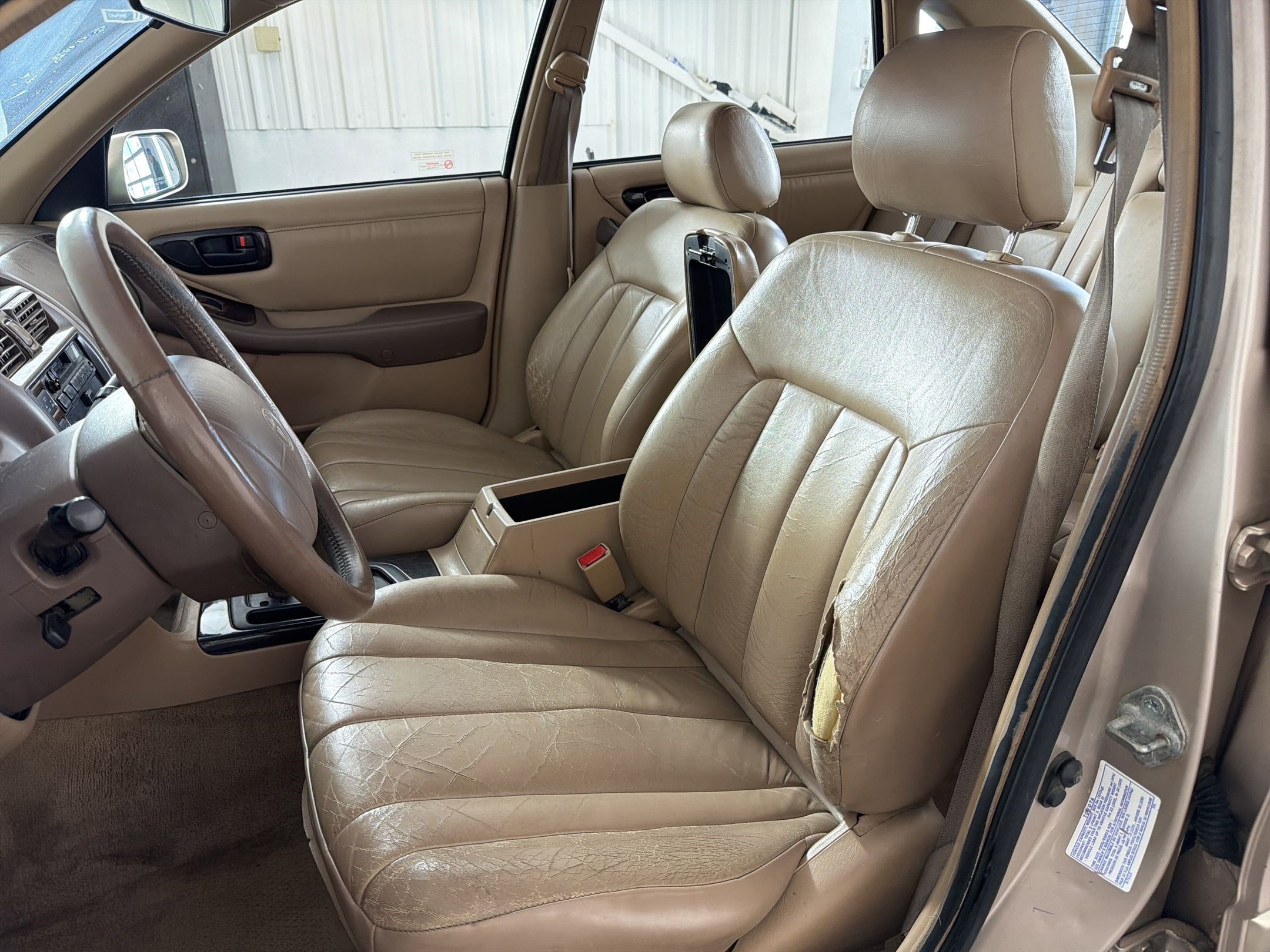 Used 1996 Toyota Avalon XL FWD image 5