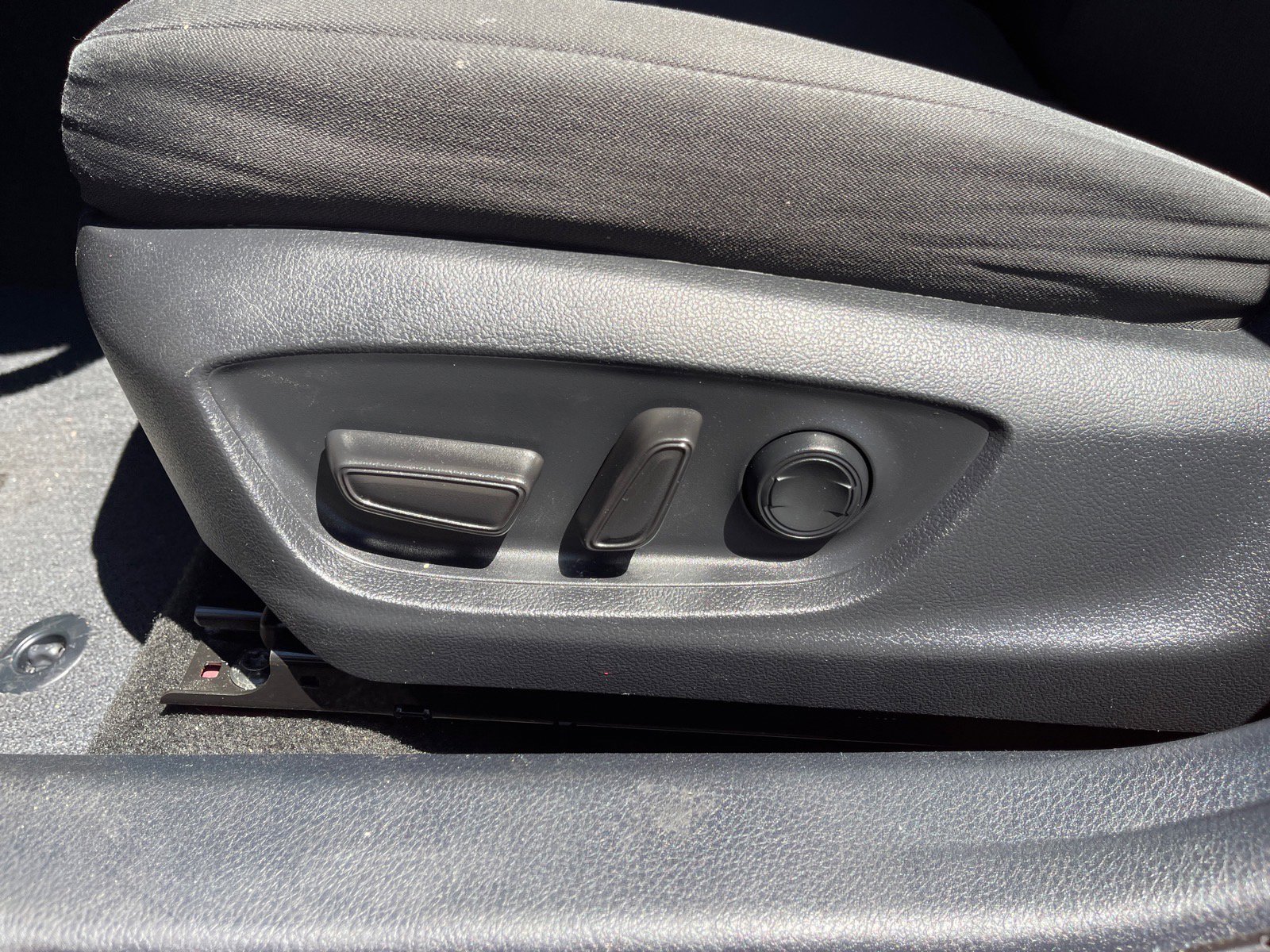 Used 2024 Toyota Camry LE FWD image 9