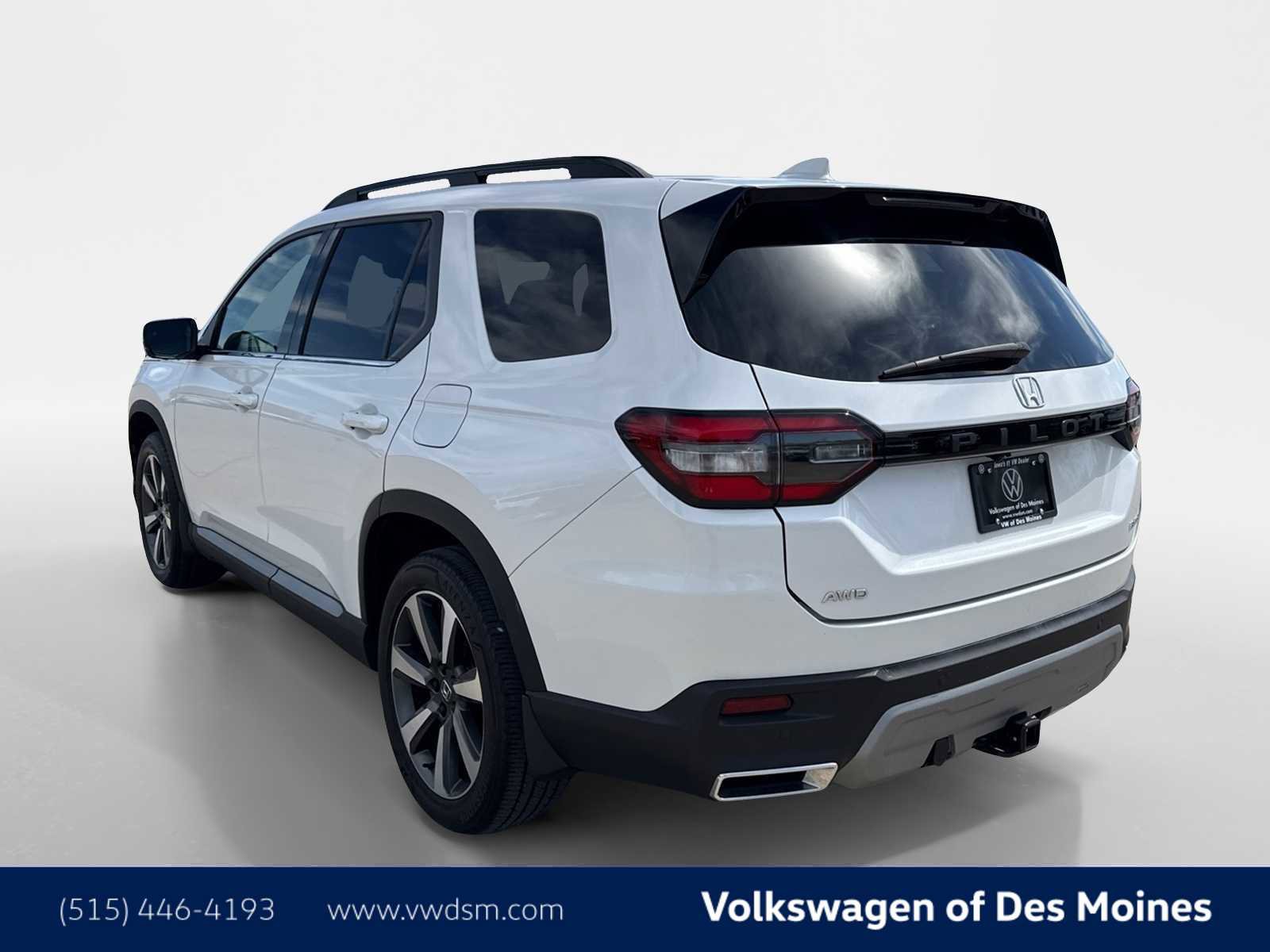 Used 2023 Honda Pilot Elite image 4
