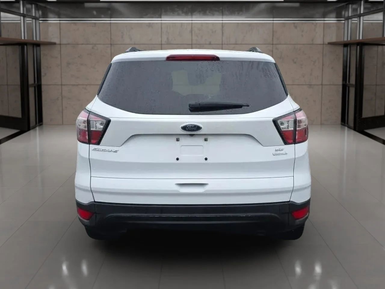 Used 2018 Ford Escape SE FWD image 8