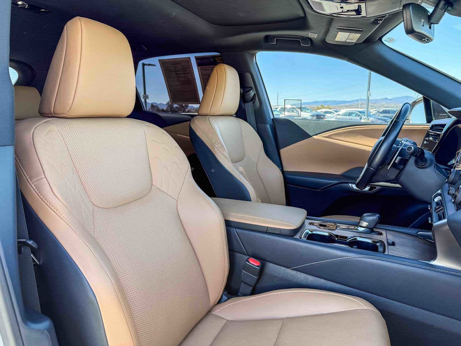 Used 2023 Lexus RX 350 Premium w/ Accessory Package (Z1) FWD image 17