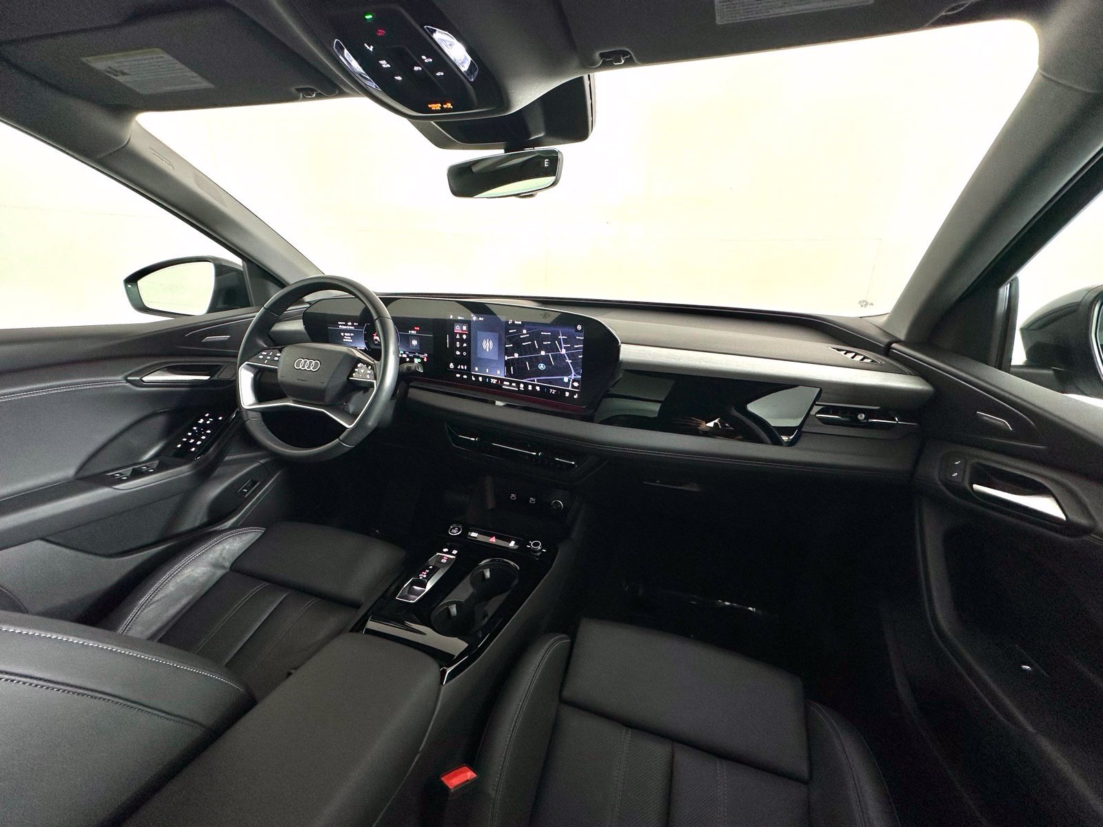 Used 2025 Audi Q6 e-tron Premium Plus w/ Premium Plus AWD/4WD image 2
