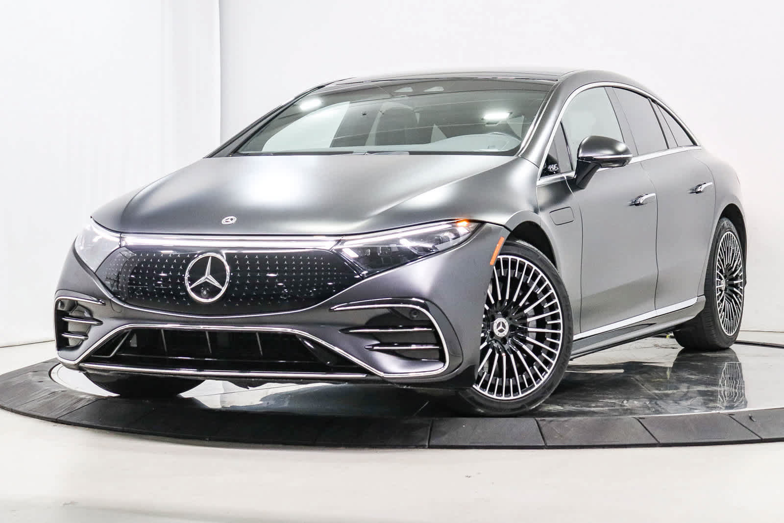 Certified 2024 Mercedes-Benz EQS 450+ 4MATIC Sedan image 1