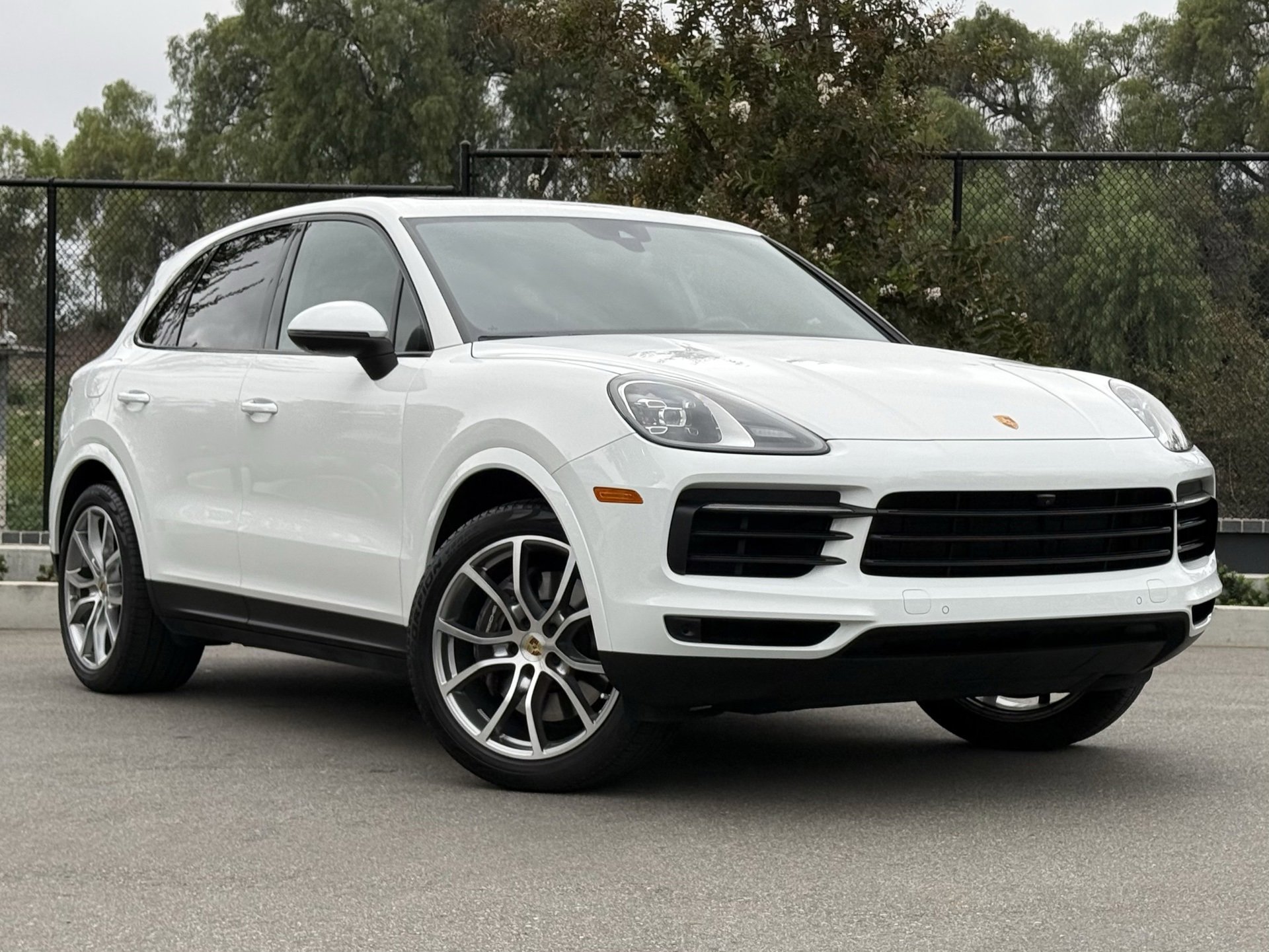 Used 2023 Porsche Cayenne image 9
