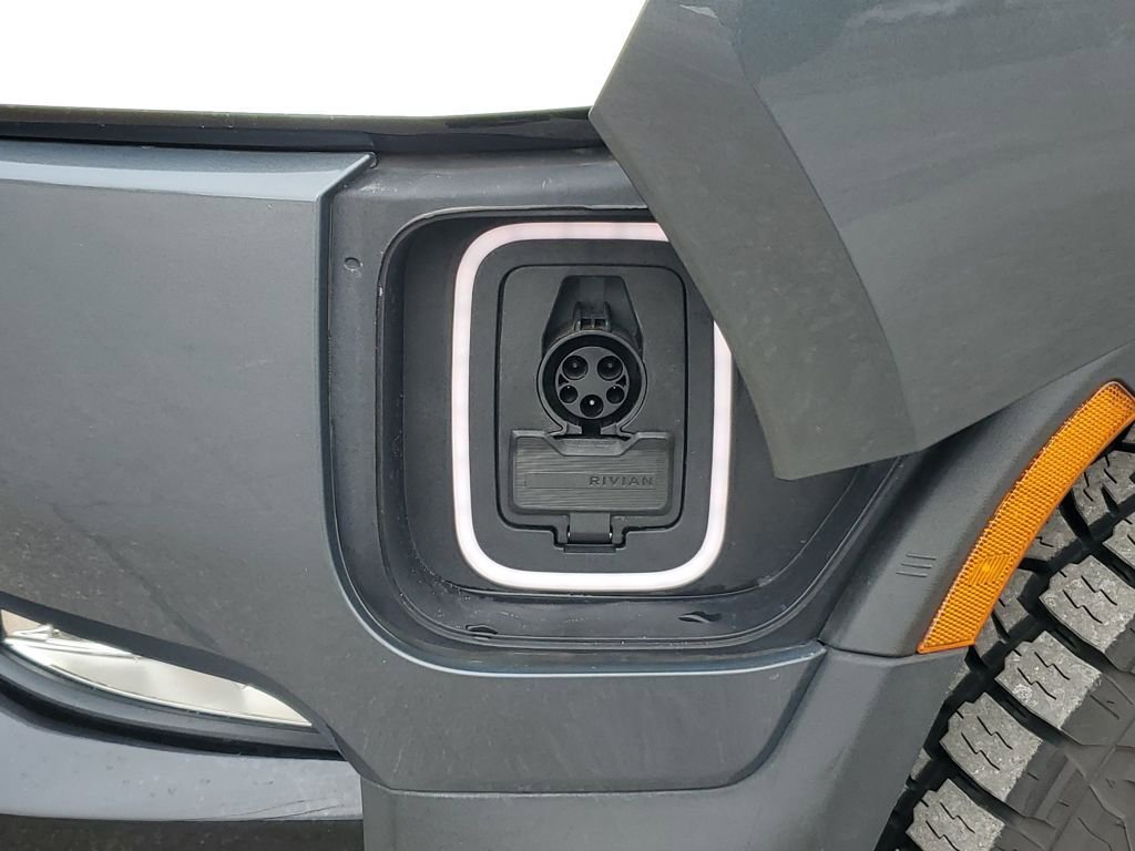 Used 2022 Rivian R1T Launch Edition image 35