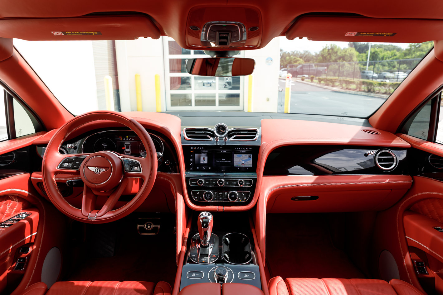 Used 2021 Bentley Bentayga AWD/4WD image 4