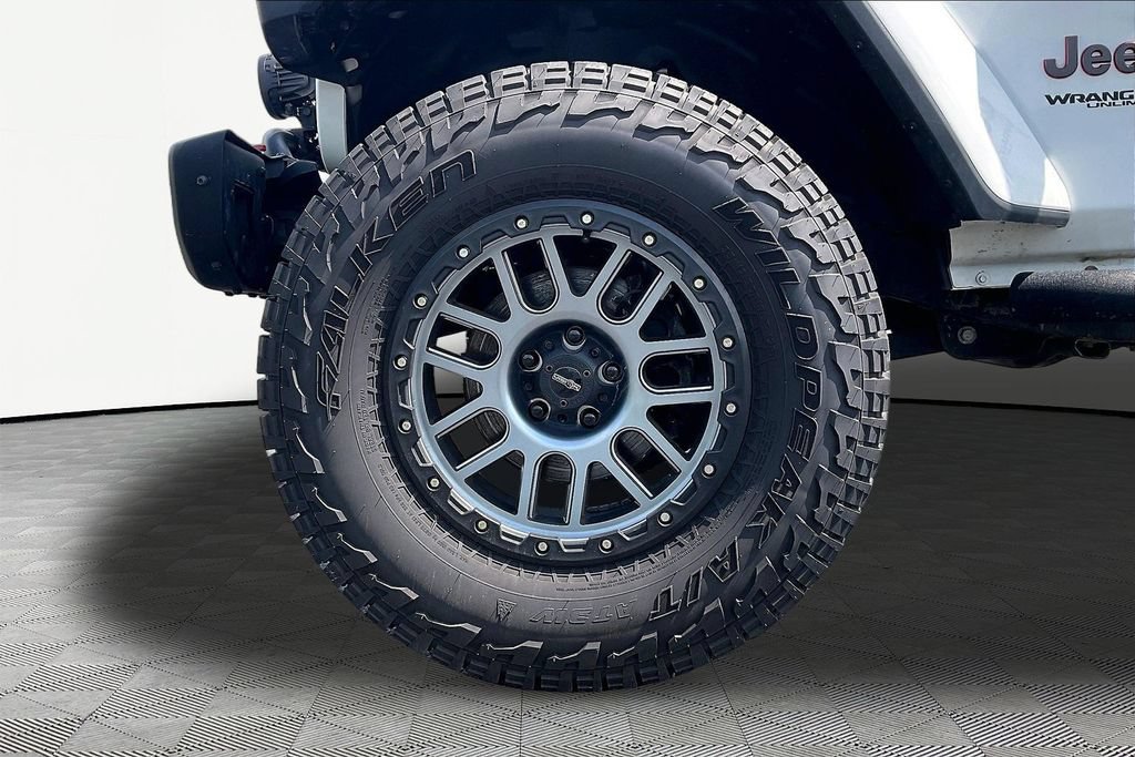Used 2019 Jeep Wrangler Unlimited Rubicon w/ LED Lighting Group AWD/4WD image 35