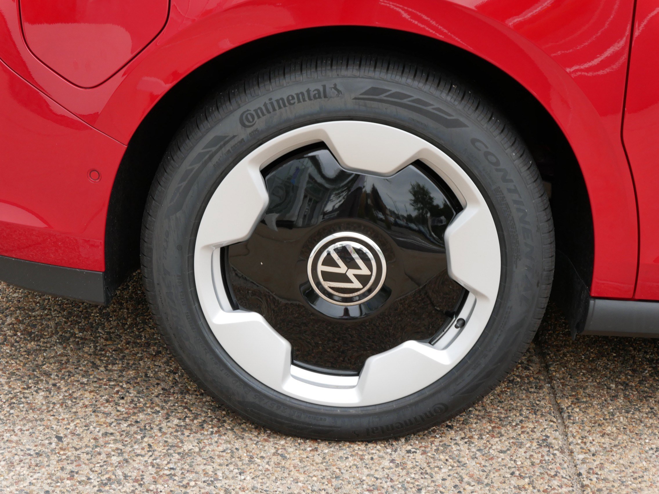 New 2025 Volkswagen ID. Buzz Pro S Plus image 5