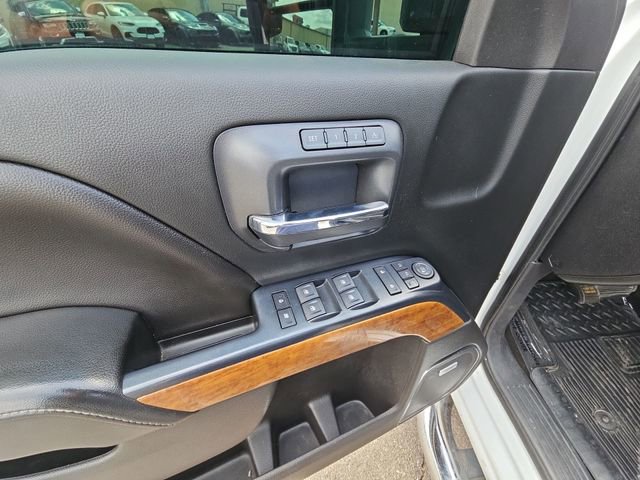 Used 2018 Chevrolet Silverado 2500 High Country w/ Duramax Plus Package AWD/4WD image 22