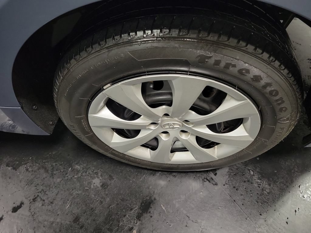 Used 2024 Toyota Corolla LE FWD image 12
