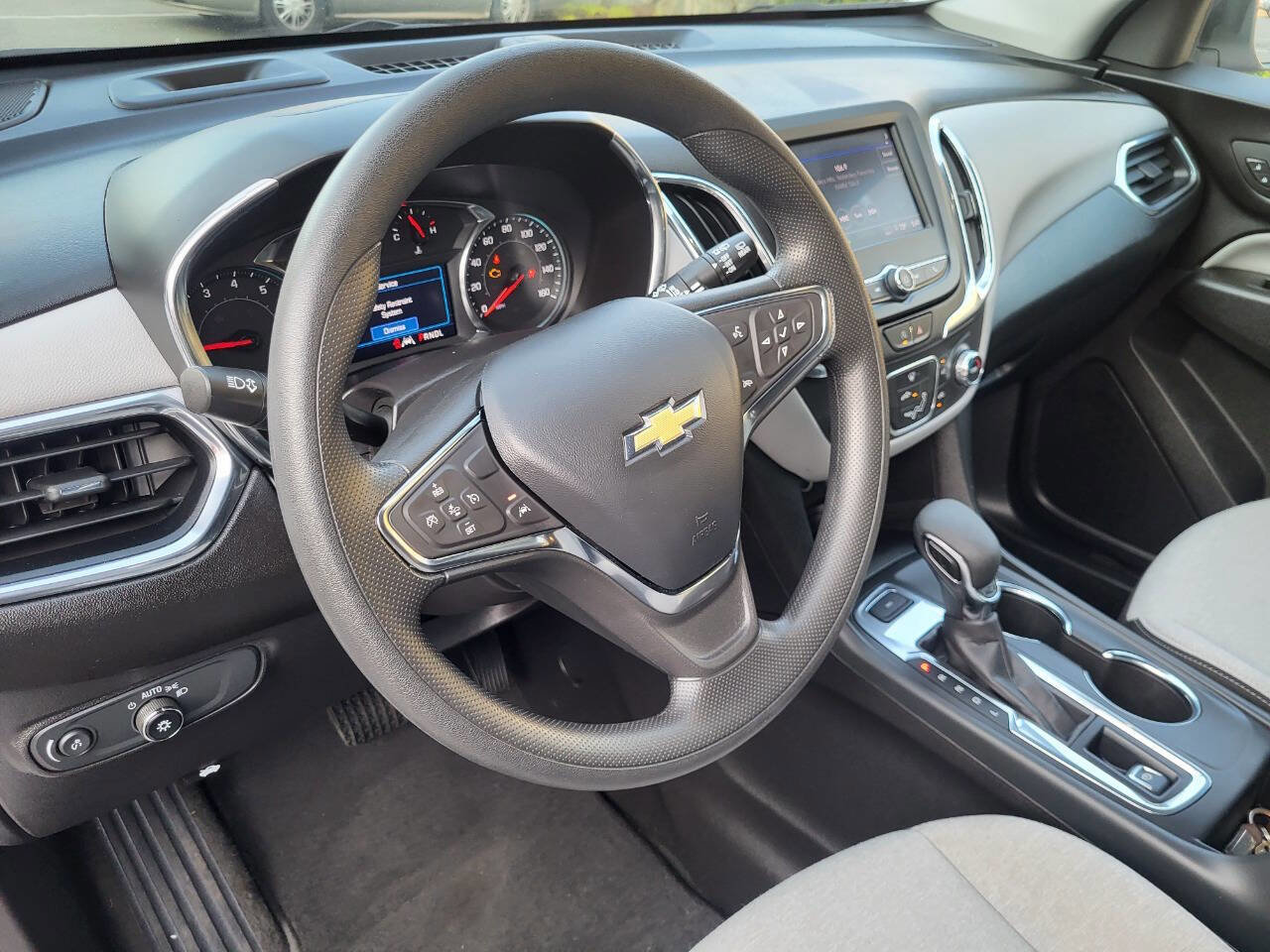 Used 2024 Chevrolet Equinox LS w/ LS Convenience Package image 12