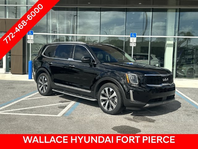 Used 2022 Kia Telluride S FWD image 4