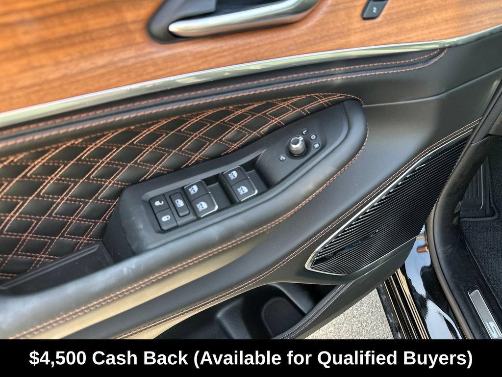 New 2026 Jeep Grand Cherokee Summit w/ Obsidian Package AWD/4WD image 17