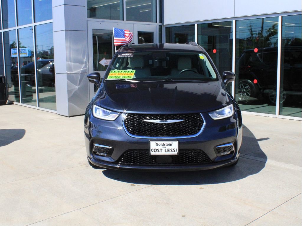 Certified 2021 Chrysler Pacifica Touring-L w/ Premium & Safety Sphere Group FWD image 2