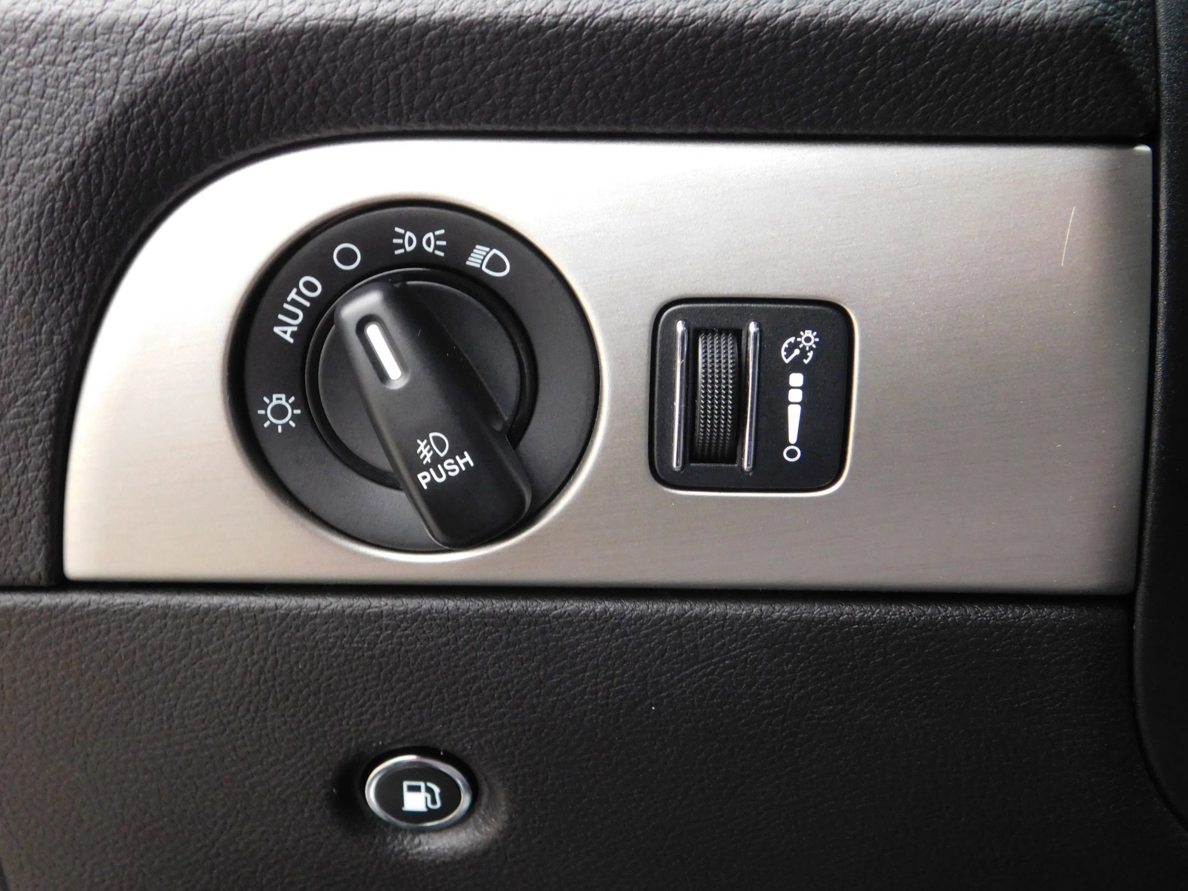 Used 2017 Dodge Durango GT w/ Premium Group AWD/4WD image 29