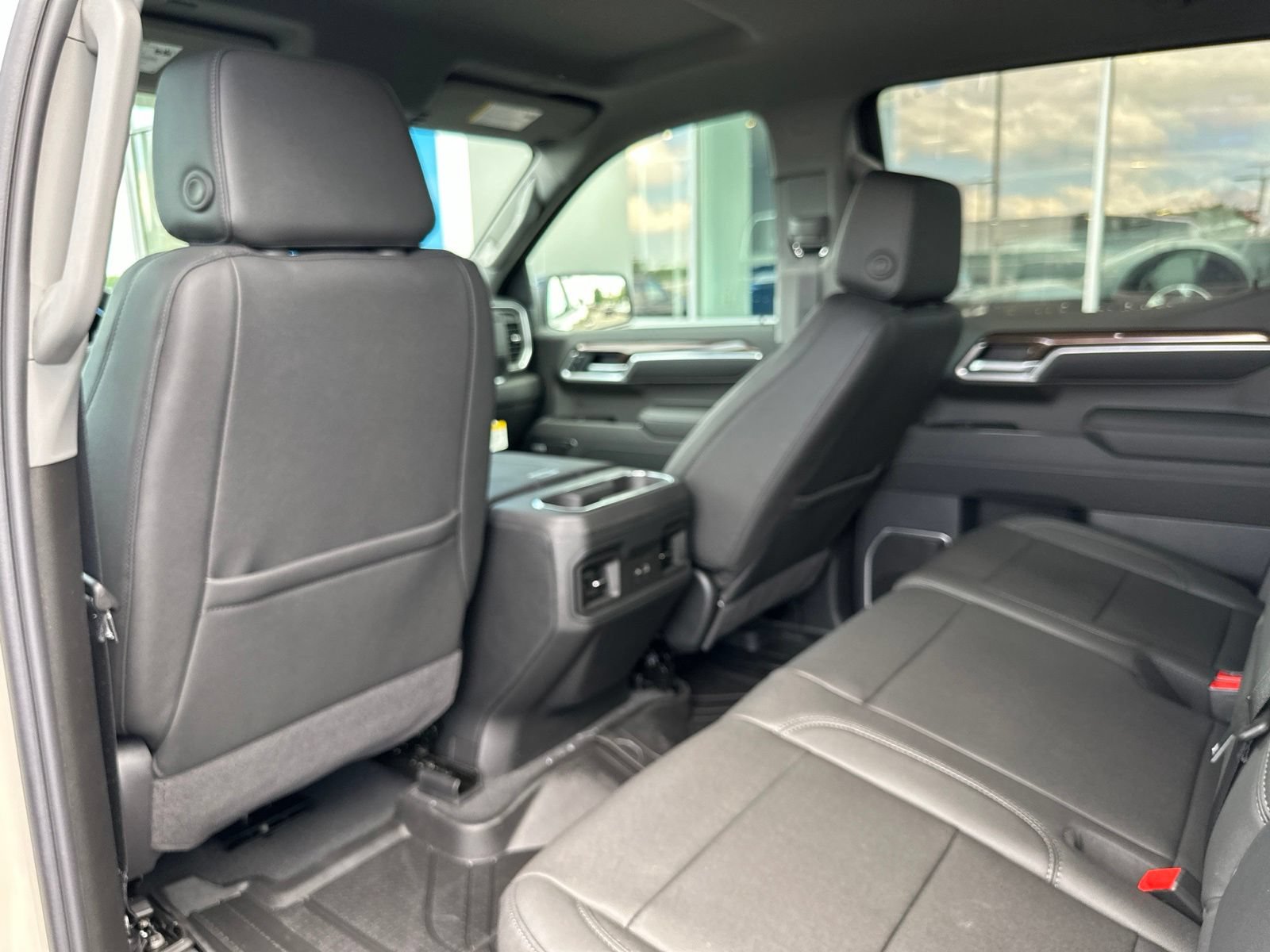 New 2026 Chevrolet Silverado 1500 RST w/ Convenience Package II AWD/4WD image 15