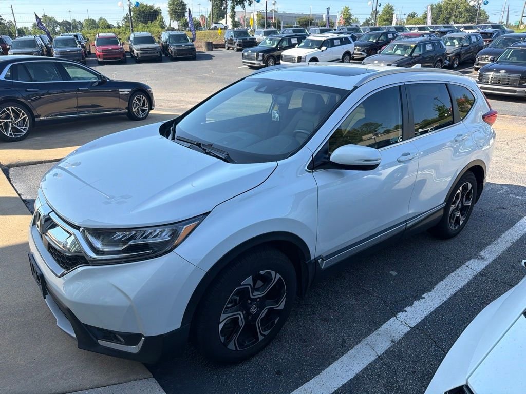 Used 2019 Honda CR-V Touring image 2