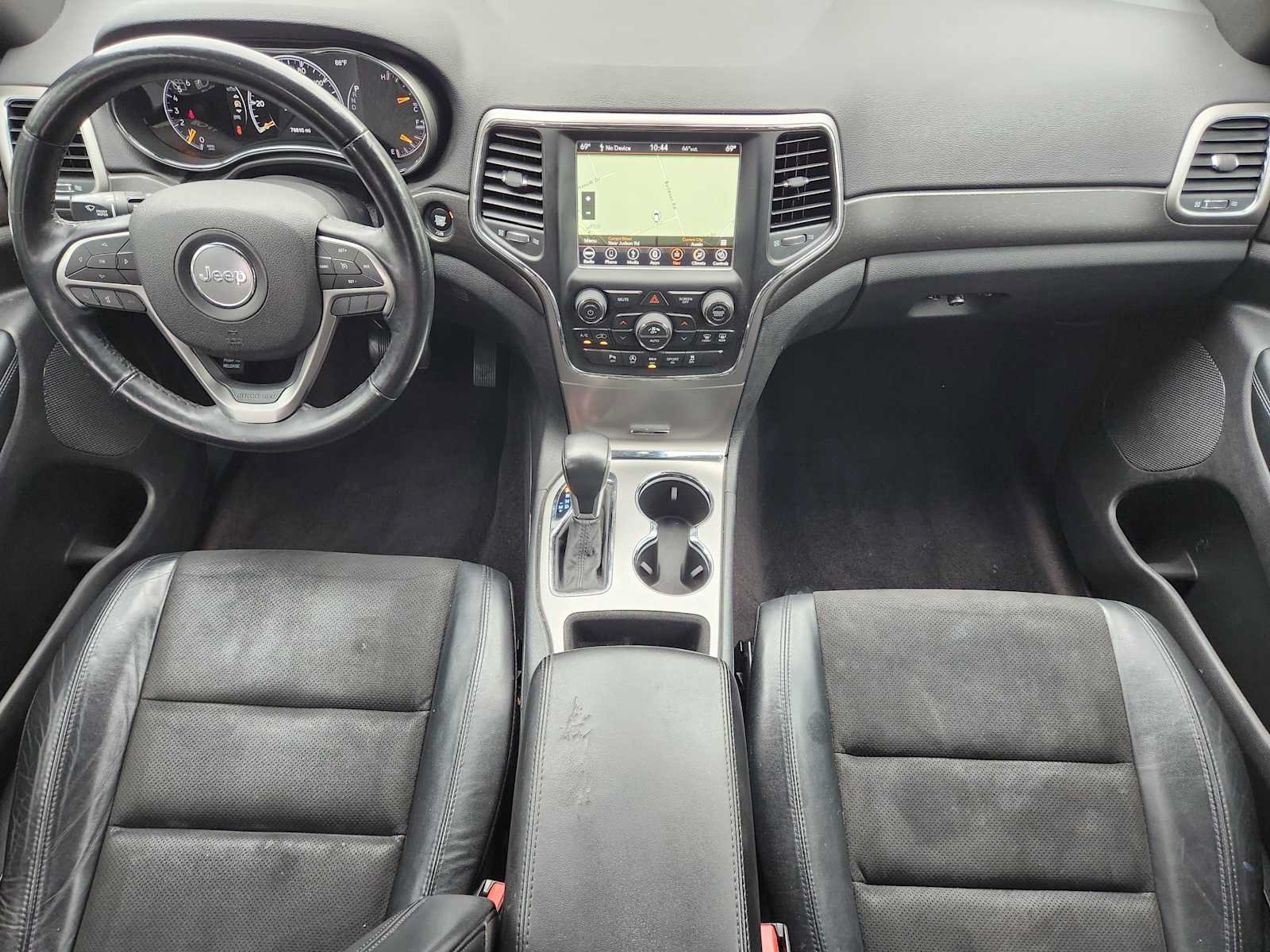 Used 2018 Jeep Grand Cherokee Altitude RWD image 24