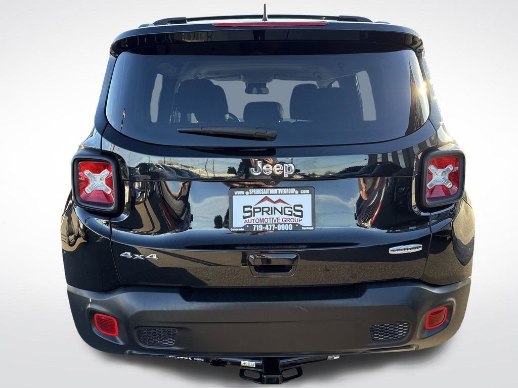 Used 2022 Jeep Renegade Latitude image 4