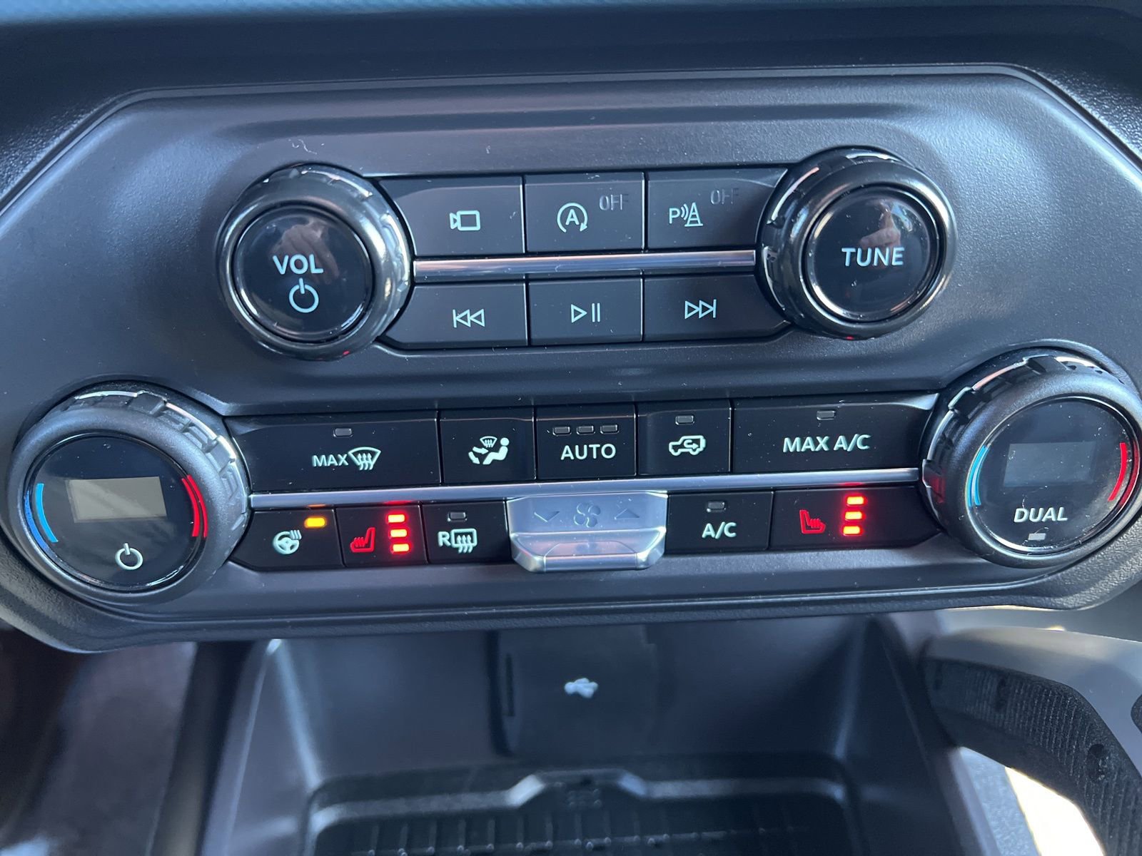 Used 2024 Ford Bronco Outer Banks image 29