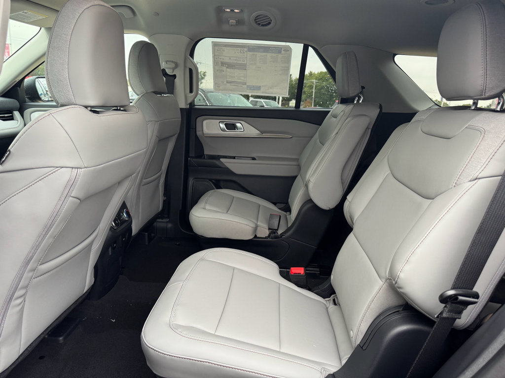 New 2026 Ford Explorer Active image 22