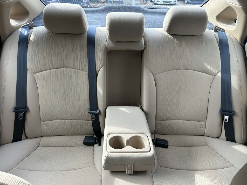 Used 2011 Hyundai Sonata GLS image 13