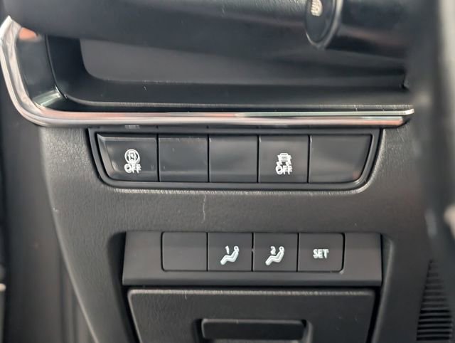 Used 2021 MAZDA MAZDA3 s image 23