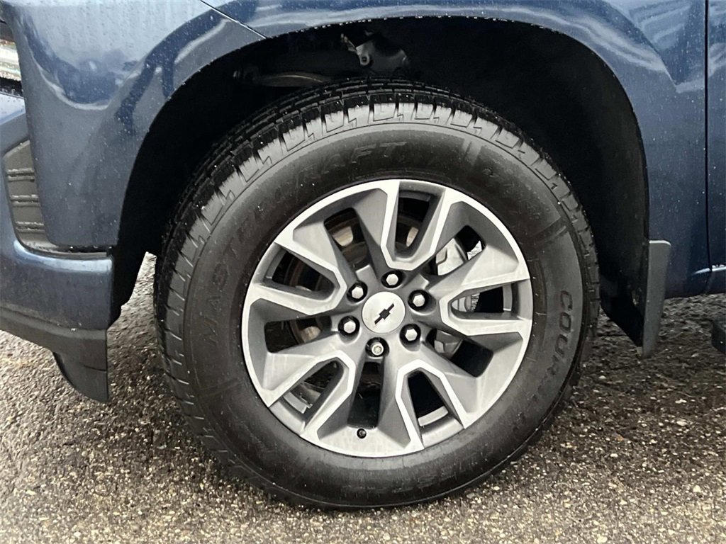 Used 2021 Chevrolet Silverado 1500 RST image 25