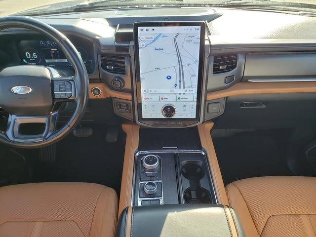 Used 2023 Ford Expedition Max Platinum image 18