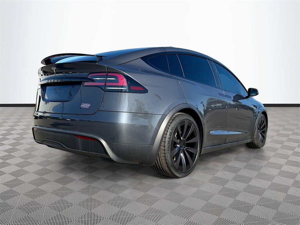 Used 2022 Tesla Model X Plaid image 7