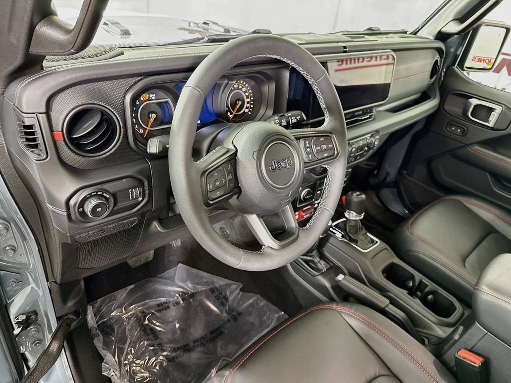 Used 2026 Jeep Wrangler Unlimited Rubicon w/ Safety Group AWD/4WD image 18