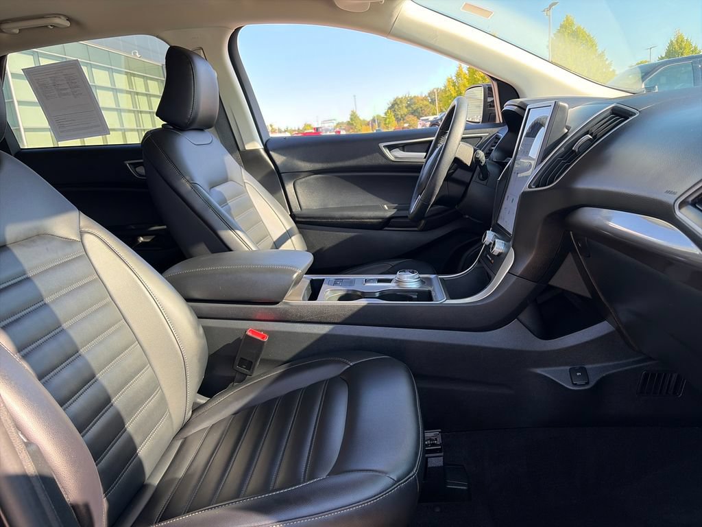 Used 2024 Ford Edge SEL w/ Convenience Package AWD/4WD image 11