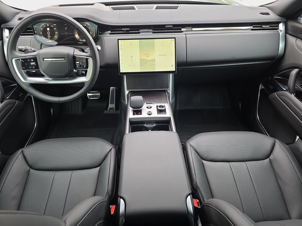 New 2027 Land Rover Range Rover Long Wheelbase SE AWD/4WD image 9